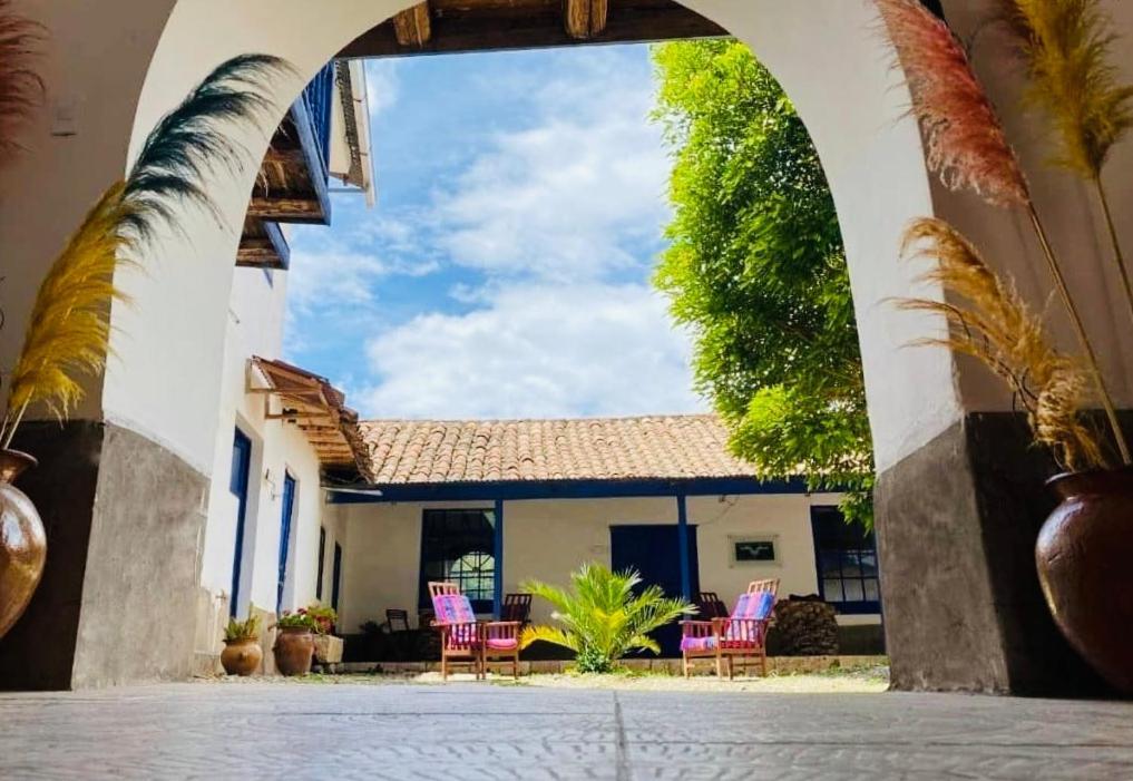 Hotel Casona Checcacupe Exterior foto